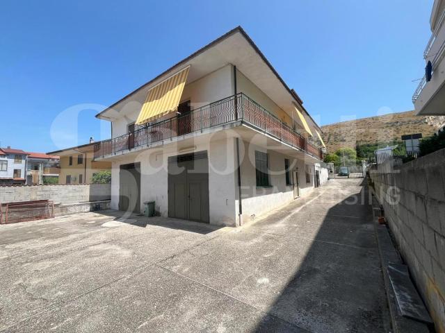 Villa Indipendente in vendita a Vitulazio, Campania