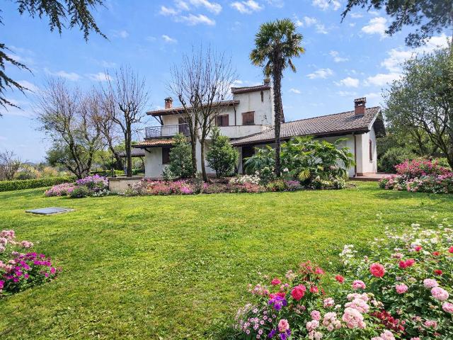 Villa Indipendente in vendita a Volpara, Lombardia