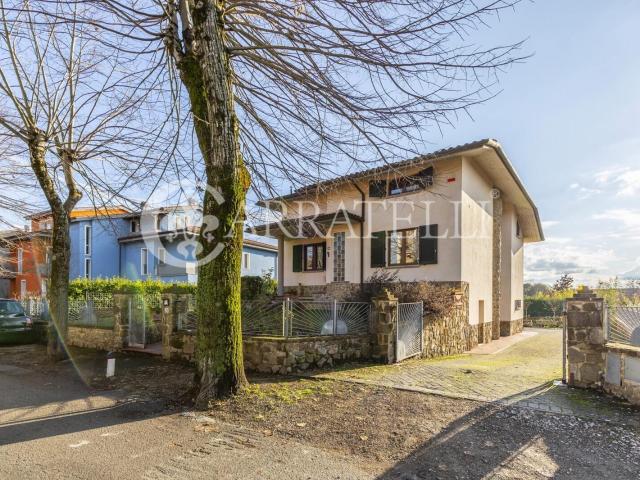 Casa in vendita a Asciano, Toscana