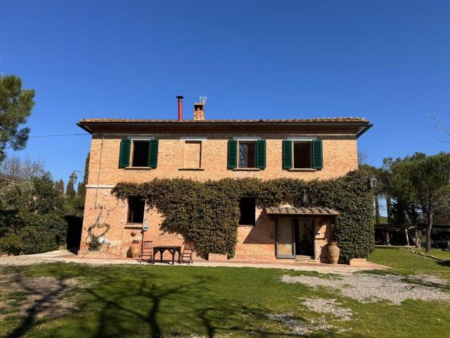 Villa Indipendente in vendita a Asciano, Toscana
