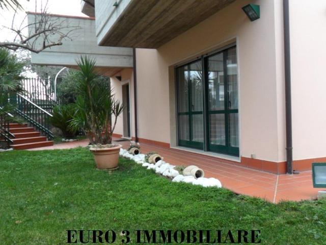 Villa Indipendente in vendita a Marche, Ascoli Piceno