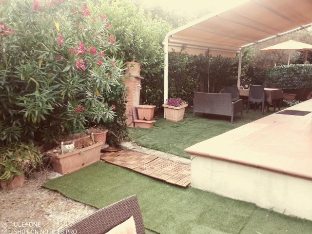 Villa Indipendente in vendita a Oltrarno, Calcinaia