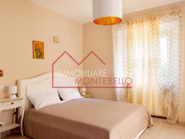 Villa Indipendente in vendita a Nocchi, Camaiore