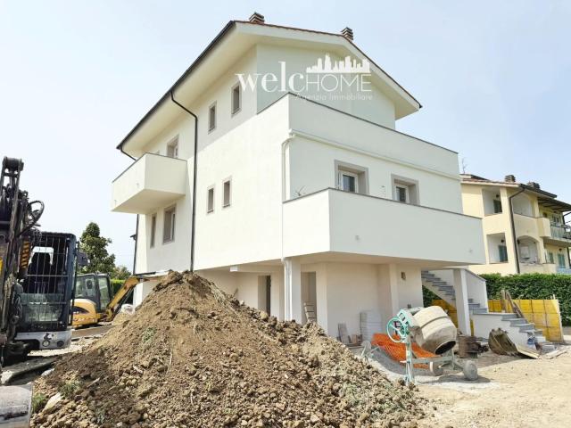 Villa Indipendente in vendita a Campi Bisenzio, Toscana