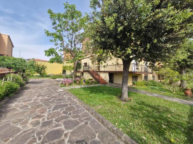 Villa Indipendente in vendita a Venturina Terme, Campiglia Marittima