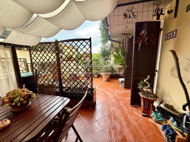 Villa Indipendente in vendita a Bonascola, Carrara