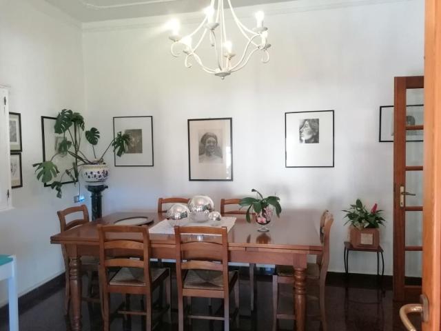 Villa Indipendente in vendita a Carrara, Toscana
