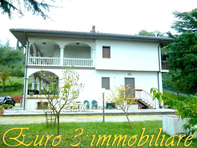 Villa Indipendente in vendita a Case di Coccia, Marche