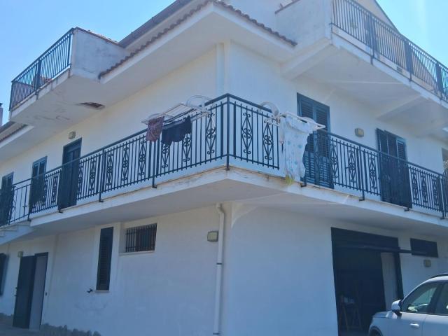 Villa Indipendente in vendita a Roccagloriosa, Campania