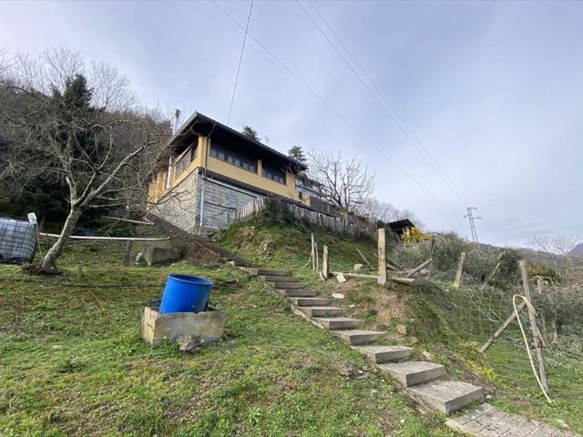 Villa Indipendente in vendita a Cicagna, Liguria