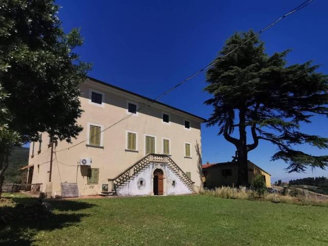 Villa Indipendente in vendita a Collesalvetti, Toscana