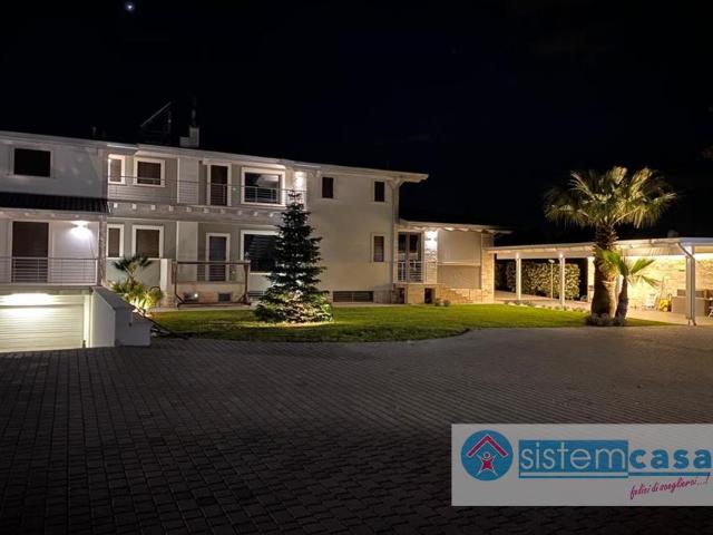 Villa Indipendente in vendita a Puglia, Bari