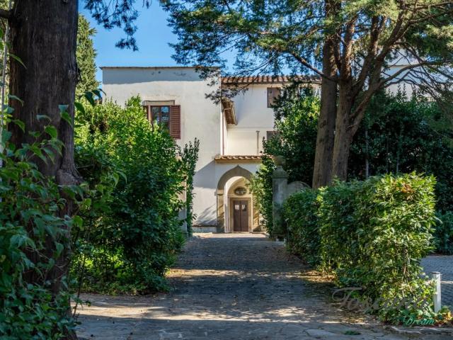 Villa Indipendente in vendita a Serpiolle, Firenze