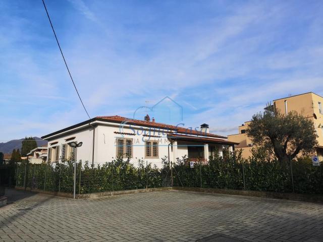 Villa Indipendente in vendita a Unione di comuni Montana Lunigiana, Fosdinovo
