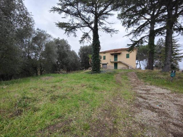Villa Indipendente in vendita a Unione dei Comuni Circondario dell'Empolese Valdelsa, Fucecchio