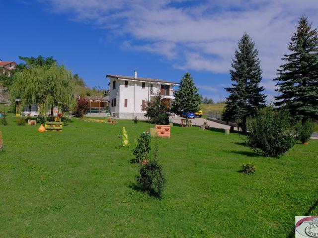Villa Indipendente in vendita a Mioglia, Savona