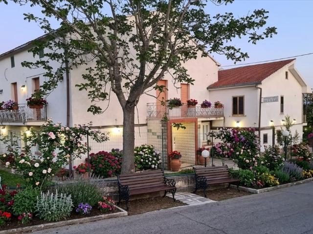 Villa Indipendente in vendita a Fonte Pietra, Bucchianico