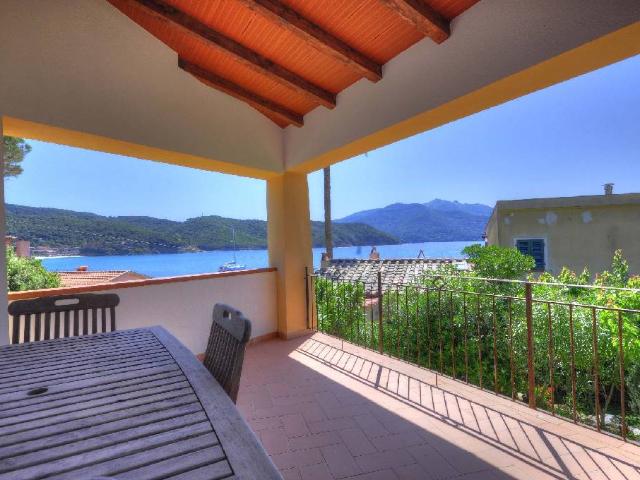 Villa Indipendente in vendita a Portoferraio, Toscana