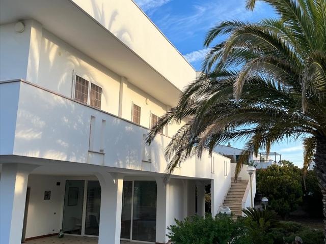 Villa Indipendente in vendita a Municipio 1, Puglia