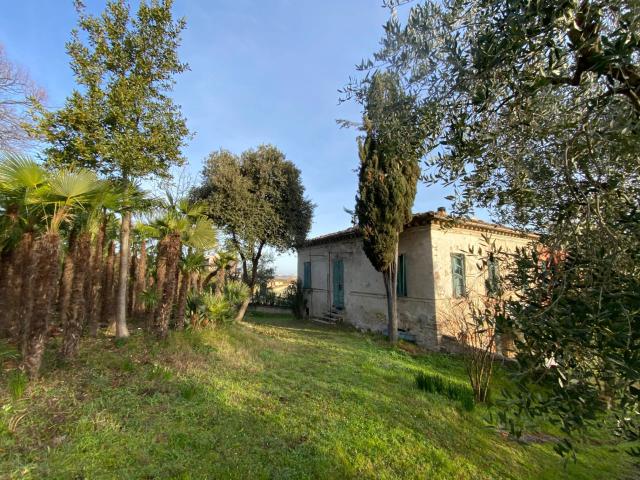 Villa Indipendente in vendita a Santa Maria a Mare, Marche