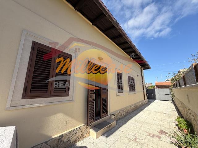 Villa Indipendente in vendita a Tiche, Siracusa