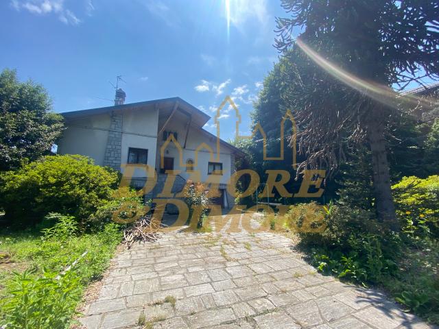 Villa Indipendente in vendita a Pallanza, Piemonte