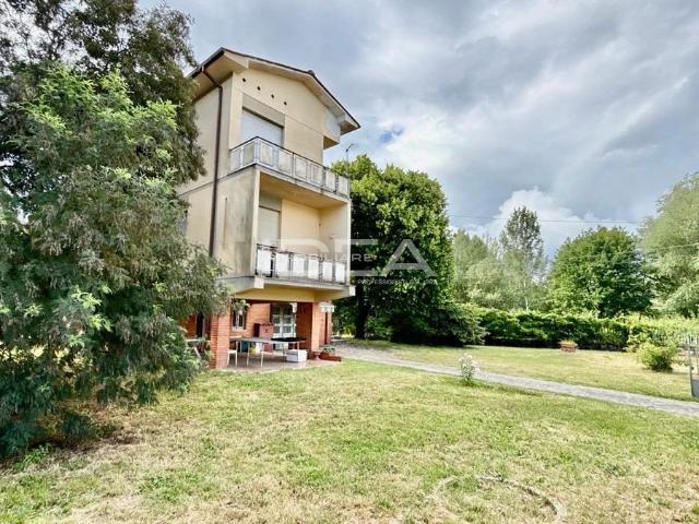 Villa Indipendente in vendita a San Michele in Escheto, Bagni Di Lucca Ponte