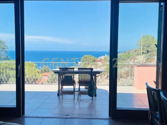 Villa Indipendente in vendita a Il Tasso, Marciana