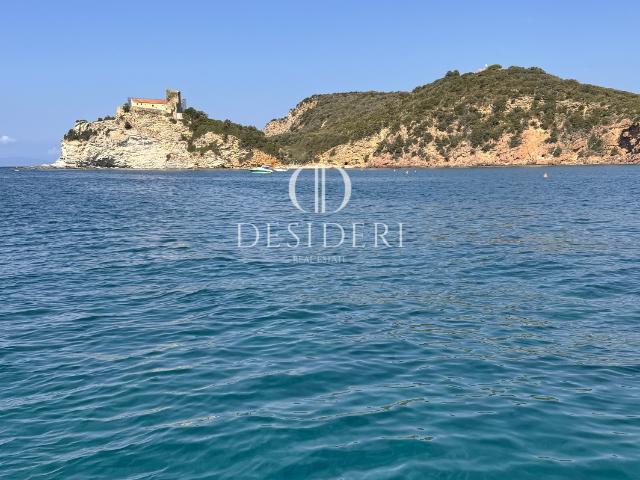 Villa Indipendente in vendita a Castiglione Della Pescaia, Toscana