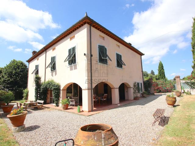 Villa Indipendente in vendita a Capannori, Toscana
