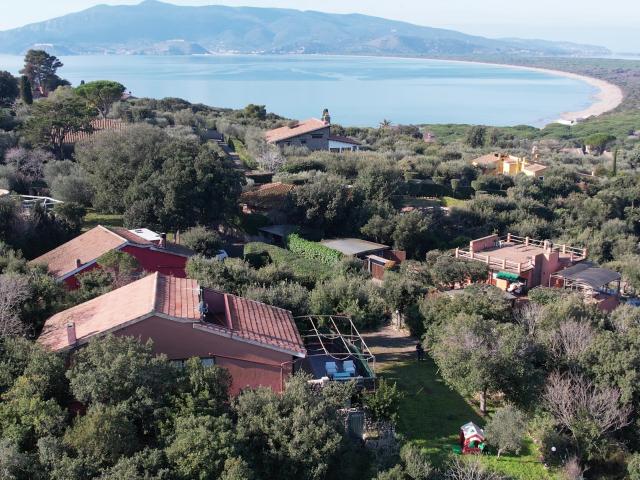 Villa Indipendente in vendita a Orbetello, Toscana