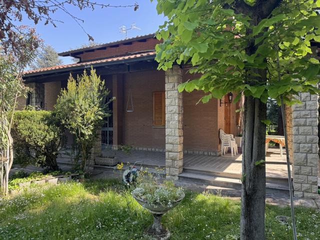 Villa Indipendente in vendita a Unione dei comuni Valli del Reno, Lavino e Samoggia, Casalecchio Di Reno
