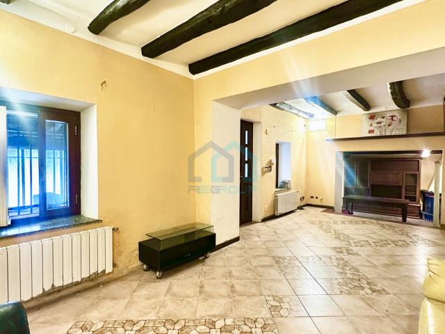 Villa Indipendente in vendita a Altare, Liguria