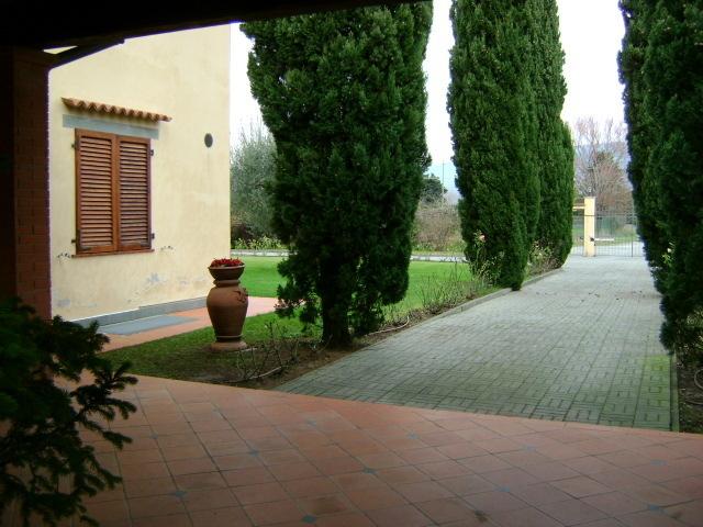 Villa Indipendente in vendita a Ameglia, Liguria