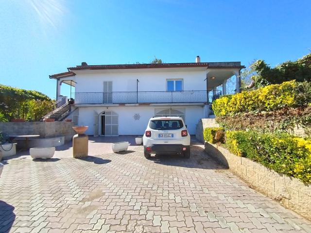 Villa Indipendente in vendita a Roma Capitale, Lazio