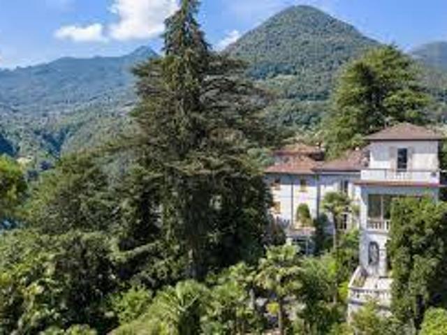 Villa Indipendente in vendita a Biazzeno, Dizzasco