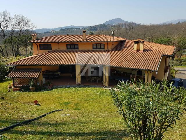 Villa Indipendente in vendita a San Quirico di Moriano, Bagni Di Lucca Ponte