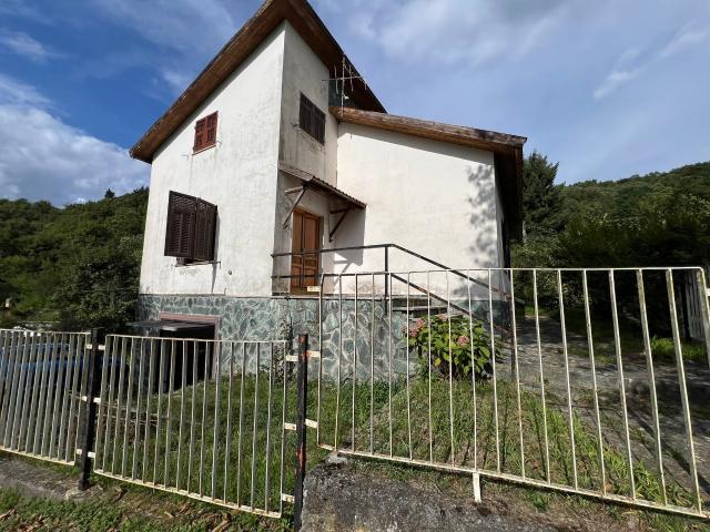 Villa Indipendente in vendita a Urbe, Martina