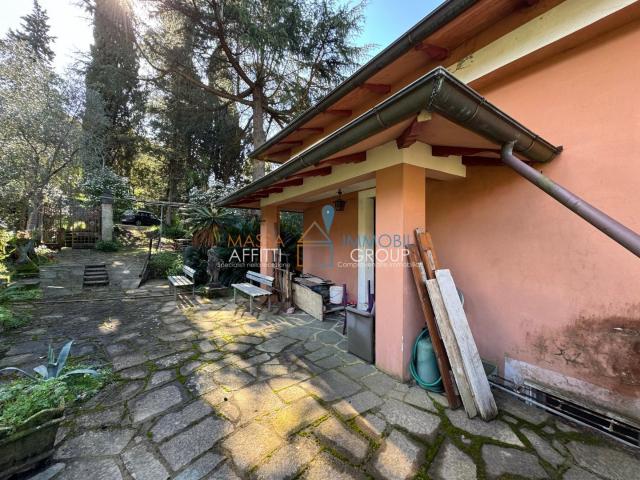 Villa Indipendente in vendita a San Carlo, Marina Di Massa