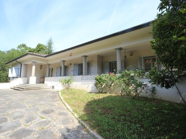 Villa Indipendente in vendita a Unione dei comuni Media Valle del Serchio, Pescaglia