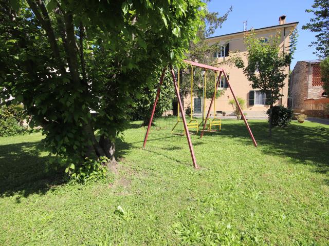 Villa Indipendente in vendita a Parezzana, Capannori