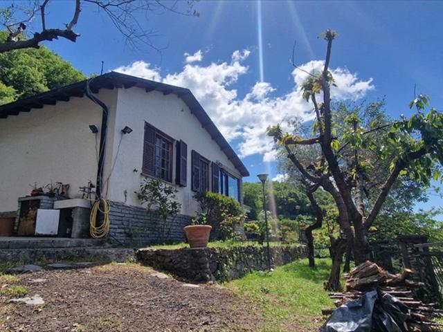 Villa Indipendente in vendita a San Bartolomeo, Leivi