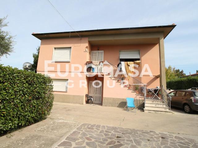 Villa Indipendente in vendita a Tempagnano di Lunata, Bagni Di Lucca Ponte