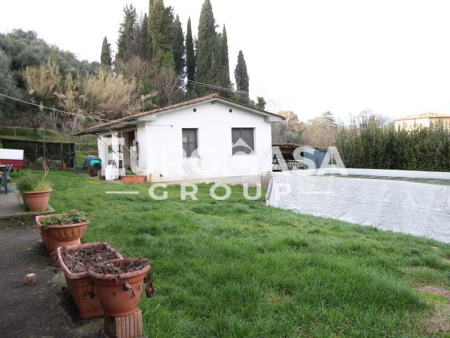 Villa Indipendente in vendita a Meati, Lucca