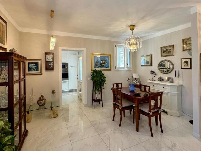 Villa Indipendente in vendita a Santa Maria a Colle, Bagni Di Lucca Ponte