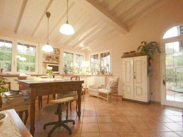 Villa Indipendente in vendita a Sant'Alessio, Bagni Di Lucca Ponte