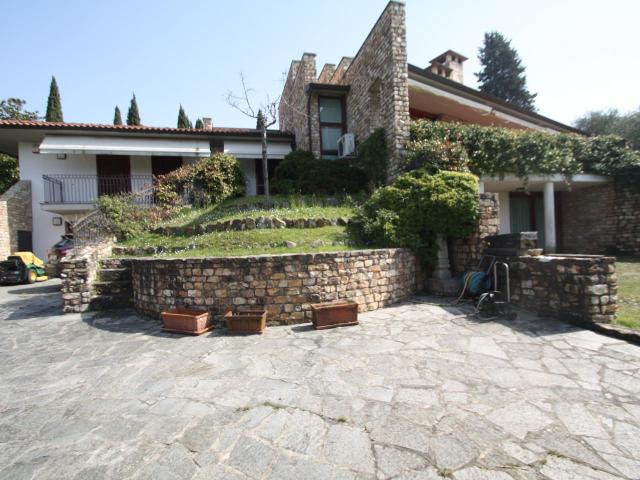 Villa Indipendente in vendita a Sant'Alessio, Bagni Di Lucca Ponte