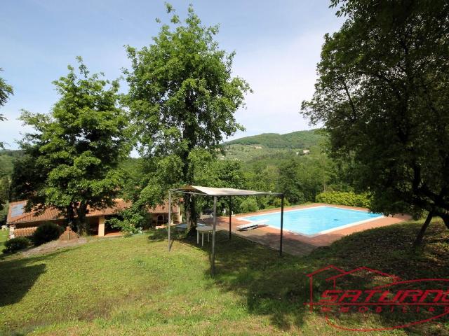 Villa Indipendente in vendita a Monte San Quirico, Lucca
