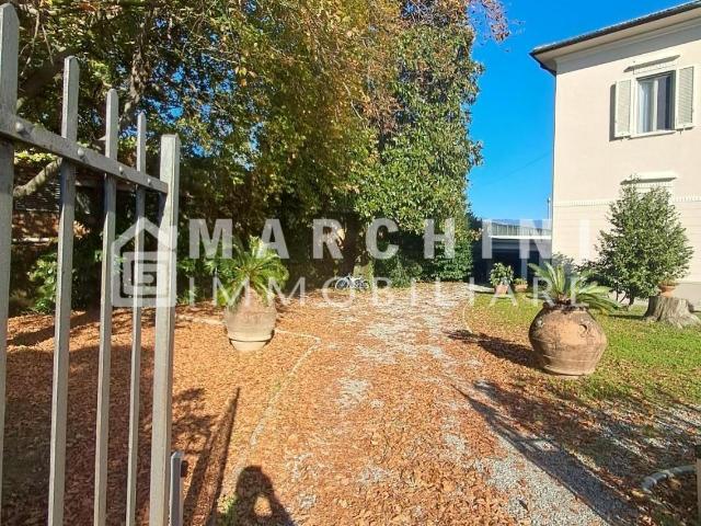 Villa Indipendente in vendita a Bagni Di Lucca Ponte, Toscana