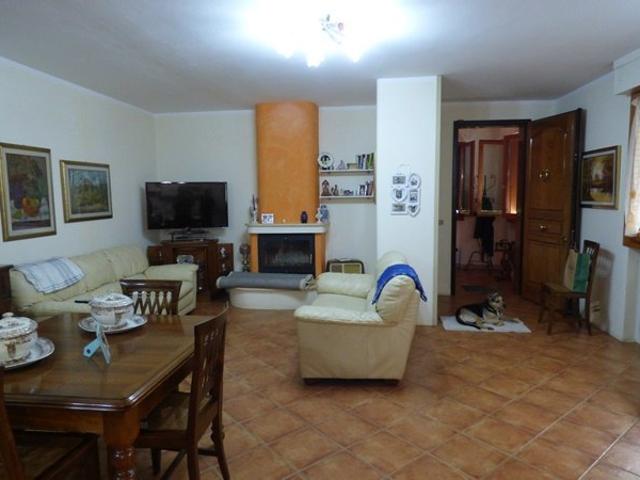 Villa Indipendente in vendita a Sant'Alessio, Bagni Di Lucca Ponte